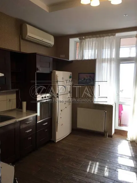 Продажа  квартира Киевская обл., Киев, Леси Украинки ул., 30 - 5/6