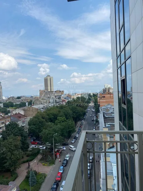 Продажа  квартира Киевская обл., Киев, Бульварно-Кудрявская ул., 21 - 20/32