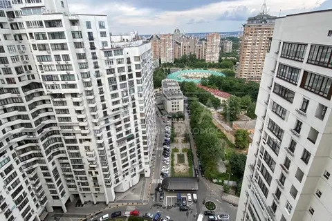Продажа  квартира Киевская обл., Киев, Коновальца Евгения ул., 44а - 1/15