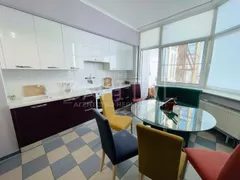 Продажа  квартира Киевская обл., Киев, Провиантская ул., 3
