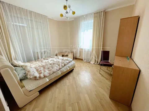Продажа  квартира Киевская обл., Киев, Провиантская ул., 3 - 7/17