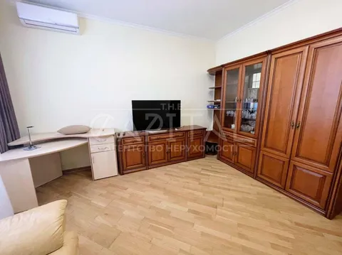 Продажа  квартира Киевская обл., Киев, Провиантская ул., 3 - 14/17