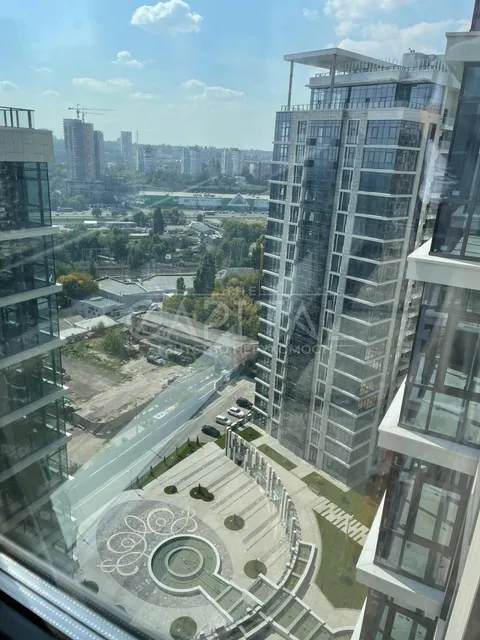 Продажа  квартира Киевская обл., Киев, Андрея Верхогляда ул., 19 - 1/3