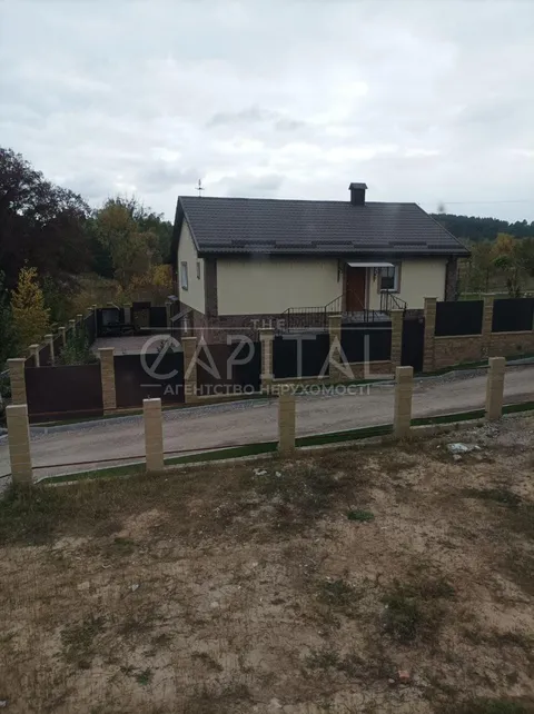 Продажа  частный дом Киевская обл., Старые Безрадичи,  - 12/14