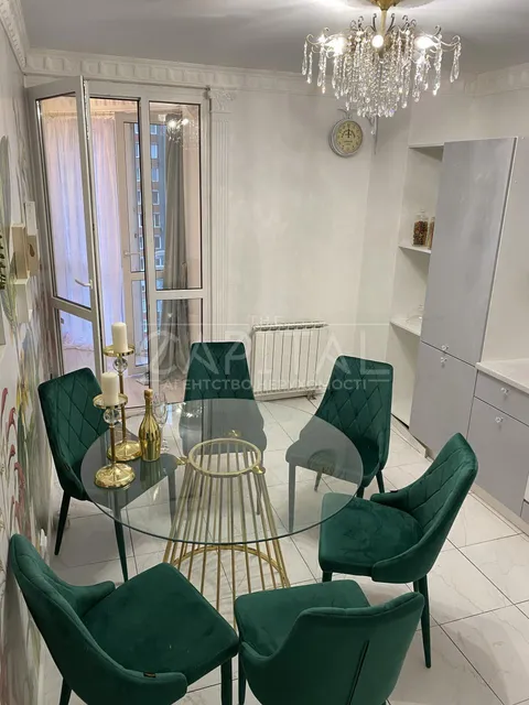 Продажа  квартира Киевская обл., Киев, Волынская ул., 9А - 3/28