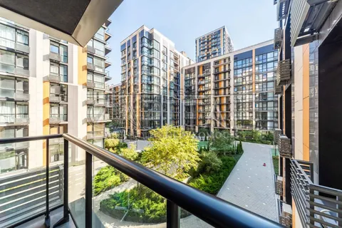 Продажа  квартира Киевская обл., Киев, Предславинская ул., 42а - 10/14