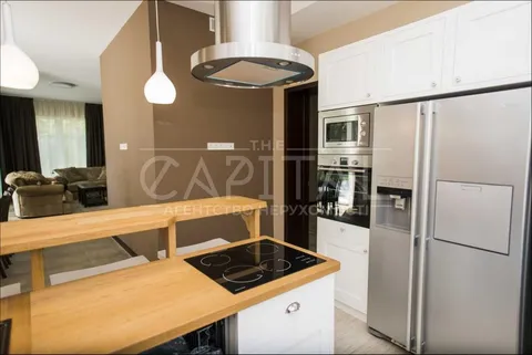 Продажа  частный дом Киевская обл., Киев, Строителей ул.,  - 11/41