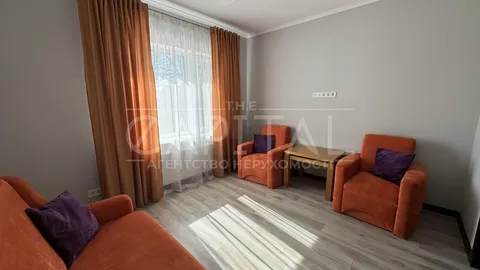 Продажа  частный дом Киевская обл., Киев, Строителей ул.,  - 18/41