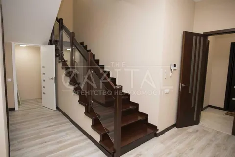 Продажа  частный дом Киевская обл., Киев, Строителей ул.,  - 25/41