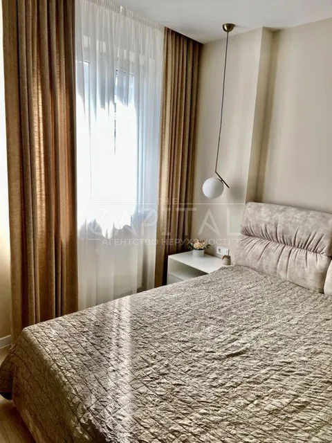 Продажа  квартира Киевская обл., Киев, Андрея Аболмасова ул., 6 - 7/14