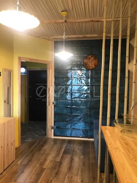 Продажа  квартира Киевская обл., Киев, Каховская ул., 60 - 8/11