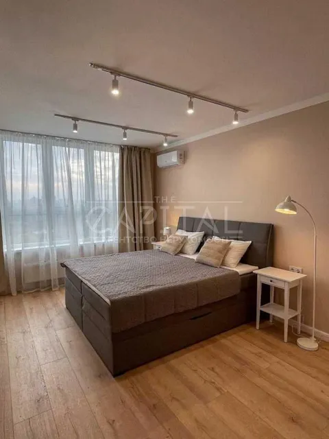 Продажа  квартира Киевская обл., Киев, Краковская ул., 27А - 3/7