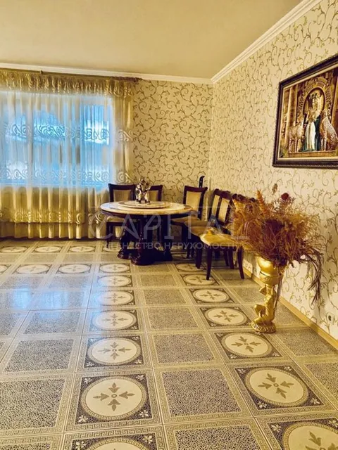 Продажа  частный дом Киевская обл., Киев, Троєщина ул., 1 - 6/15