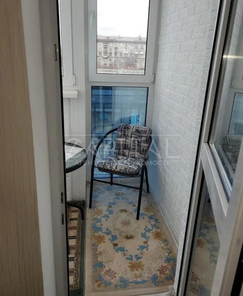 Продажа  квартира Киевская обл., Киев, Белорусская ул., 3 - 4/10