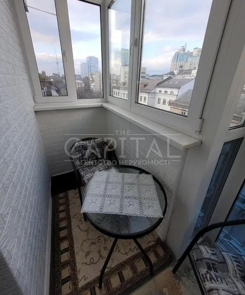 Продажа  квартира Киевская обл., Киев, Белорусская ул., 3 - 5/10
