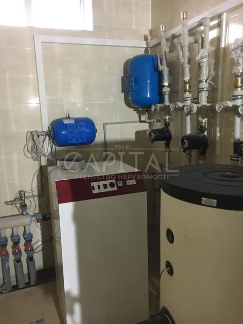Продажа  частный дом Киевская обл., Новые Безрадичи, Новые Безрадичи ул., 1 - 9/11