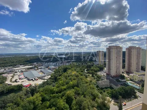 Продажа  квартира Киевская обл., Киев, Моторный ул., 11Б - 13/18