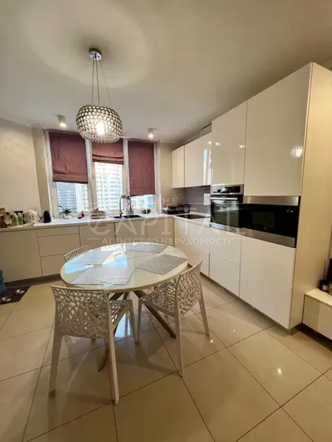 Продажа  квартира Киевская обл., Киев, Пчелки Елены ул., 5 - 1/13