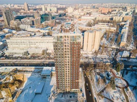 Продажа  квартира Киевская обл., Киев, Дегтяревская ул., 17-19 - 4/7