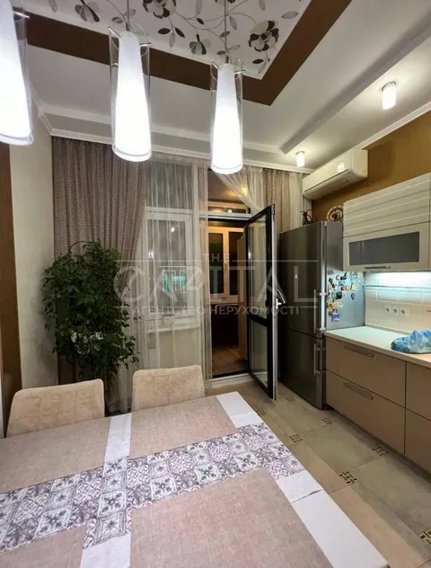 Продажа  квартира Киевская обл., Киев, Юлии Здановской ул., 73 - 8/16
