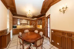 Продажа  квартира Киевская обл., Киев, Пирогова ул., 6а