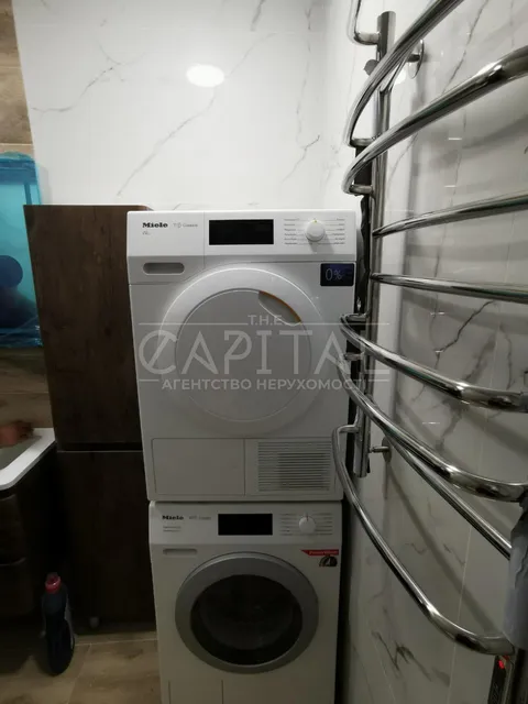 Продажа  частный дом Киевская обл., Киев, Садовая ул., 52 - 16/27
