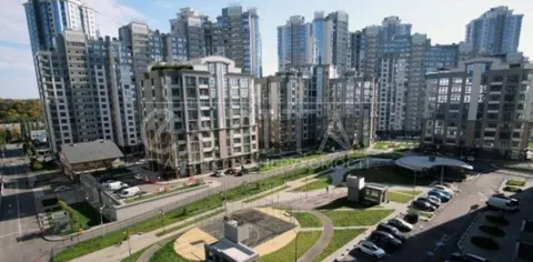 Продажа  квартира Киевская обл., Киев, Кахи Бендукидзе ул., 4в - 8/8