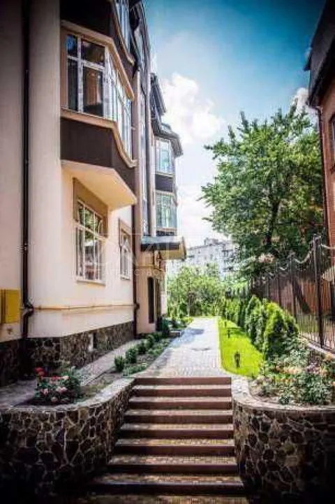 Продажа  квартира Киевская обл., Киев, Шмидта Отто ул., 14а - 2/14