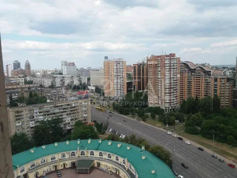 Продажа  квартира Киевская обл., Киев, Леси Украинки ул., 30Б - 3/6