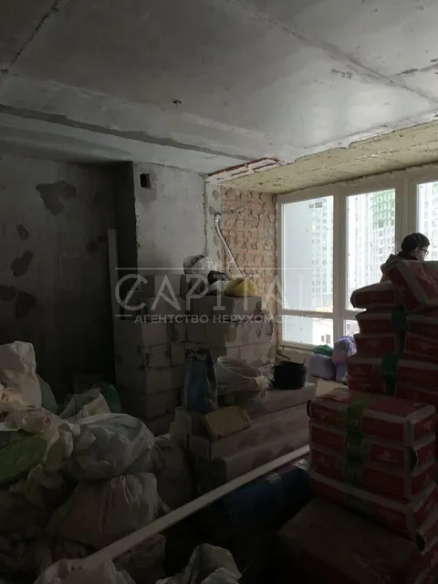 Продажа  квартира Киевская обл., Киев, Каховская ул., 56 - 5/7