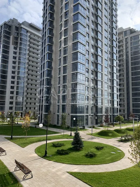 Продажа  квартира Киевская обл., Киев, Андрея Верхогляда ул., 7 черга буд.3 - 2/10