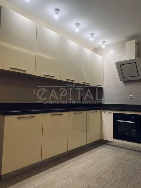 Продажа  квартира Киевская обл., Киев, Ахматовой Анны ул., 32/18 - 2/7