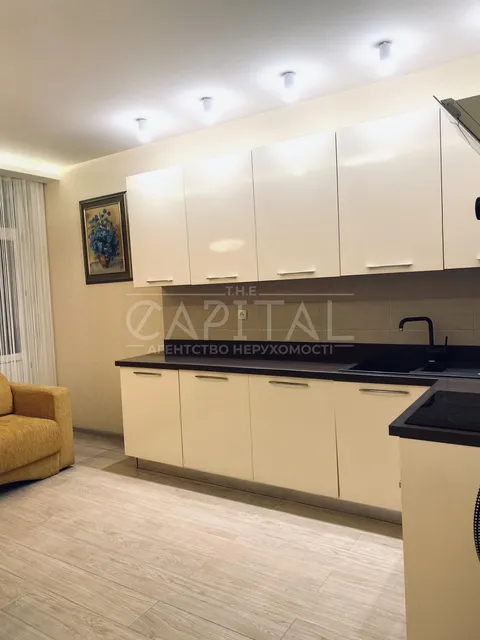 Продажа  квартира Киевская обл., Киев, Ахматовой Анны ул., 32/18 - 3/7