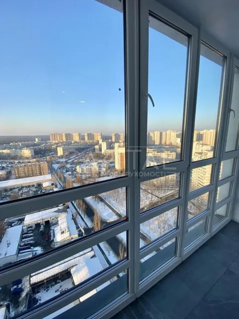 Продажа  квартира Киевская обл., Киев, Бережанская ул., 15 - 9/22