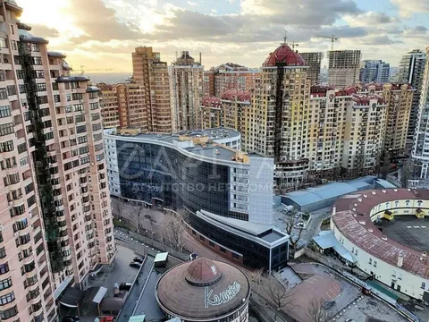 Продажа  квартира Киевская обл., Киев, Генерала Алмазова ул., 18/7 - 9/14
