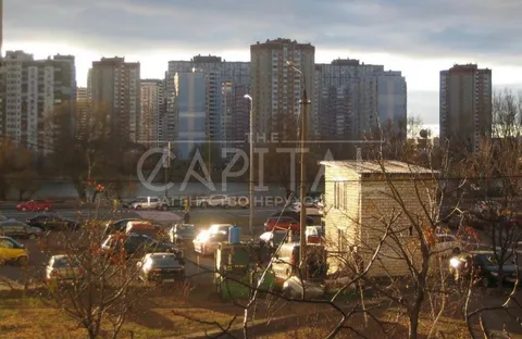 Продажа  квартира Киевская обл., Киев, Ревуцкого ул., 13 - 13/14