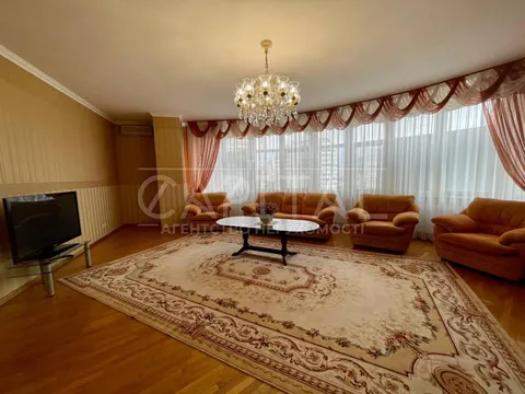 Продажа  квартира Киевская обл., Киев, Старонаводницкая ул., 13а - 1/32