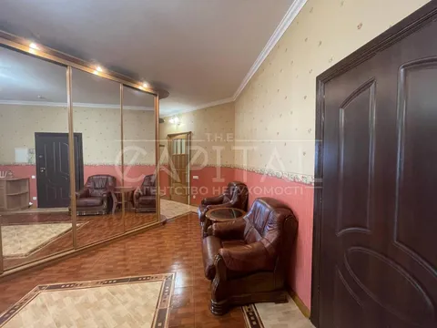 Продажа  квартира Киевская обл., Киев, Старонаводницкая ул., 13а - 16/32