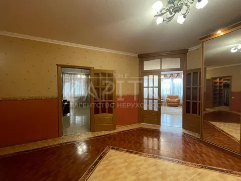 Продажа  квартира Киевская обл., Киев, Старонаводницкая ул., 13а - 17/32