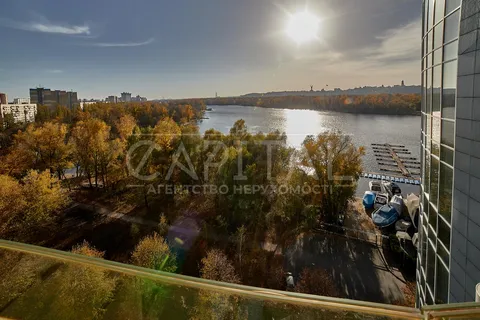 Продажа  квартира Киевская обл., Киев, Окипной Раисы ул., 18 - 27/39