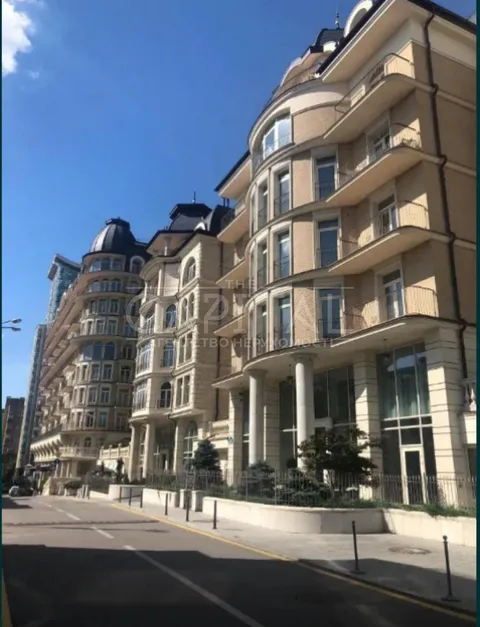 Продажа  квартира Киевская обл., Киев, Новоселицкая ул., 10 - 1/17