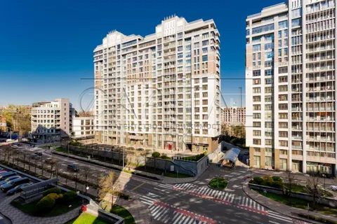 Продажа  квартира Киевская обл., Киев, Андрея Верхогляда ул., 14 - 26/27