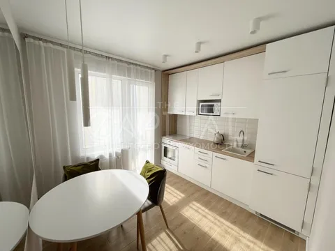 Продажа  квартира Киевская обл., Киев, Ревуцкого ул., 4 - 2/9