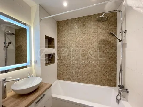 Продажа  квартира Киевская обл., Киев, Ревуцкого ул., 4 - 9/9
