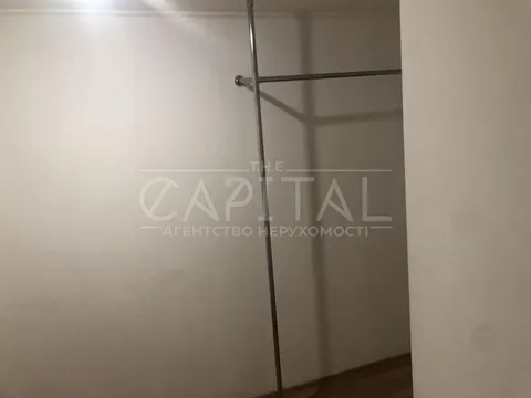 Продажа  квартира Киевская обл., Киев, Майбороды ул., 23 - 8/17