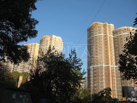 Продажа  квартира Киевская обл., Киев, Голосеевская ул., 13а - 11/14