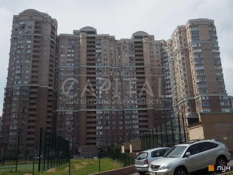 Продажа  квартира Киевская обл., Киев, Голосеевская ул., 13а - 14/14