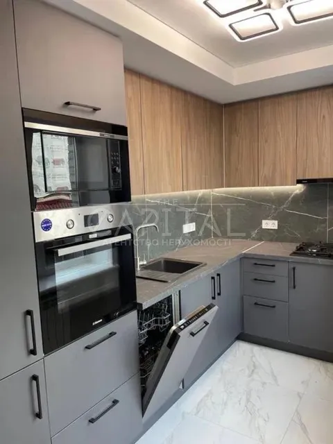 Продажа  квартира Киевская обл., Киев, Берестейский ул., 20 - 4/12