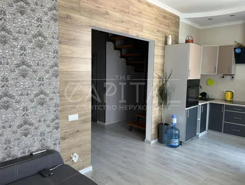 Продажа  квартира Киевская обл., Киев, Каховская ул., 60 - 2/13