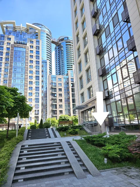 Продажа  офисное помещение Киевская обл., Киев, Саперное Поле ул., 5 - 8/9